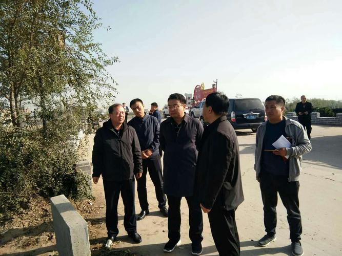 曲周县领导黄志勇巡查滏阳河调研土地流转,绿化工作