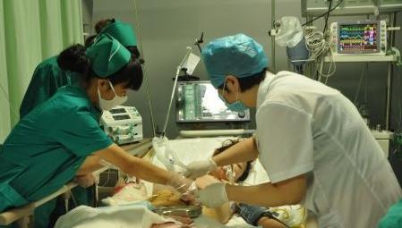 18岁女孩怀孕流产图人工流产险些丧命图片18岁女孩怀孕20只老鼠