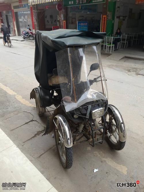 摩托车居然能这么改,两轮变四轮
