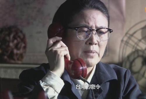郑耀先根本不知道,为何宫庶要回来,钱部长就派人把他看管起来?