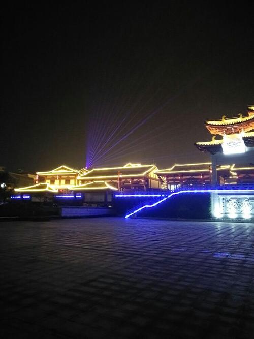 美丽的容县夜景