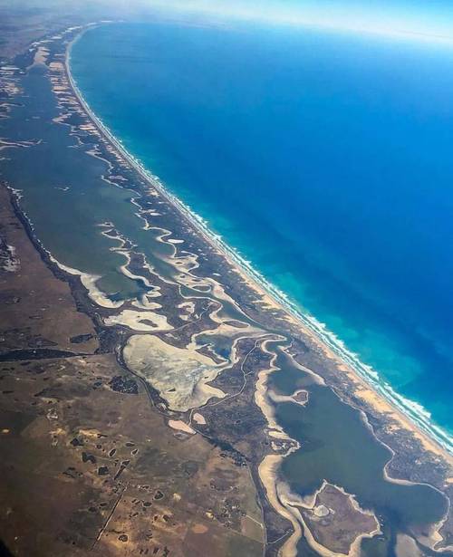 最美潟湖为海涂"眼影"