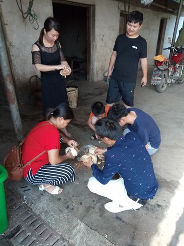 一群人一件事一辈子7.4号万载双桥敬老院爱心公益活动