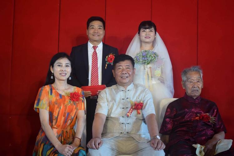 荣联合,魏汇荣新婚大典