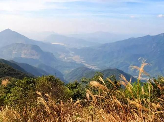 广州最高的山峰,海拔高达1210米
