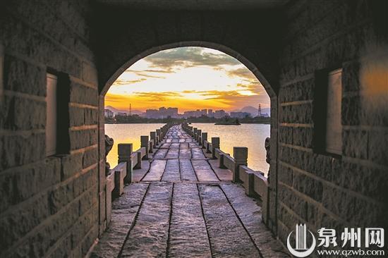 寻找泉州世遗的中国之最安平桥中国现存最长的跨海梁式古石桥