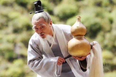 大娃和二娃说:西游记里,我们是太上老君炼丹的法宝.