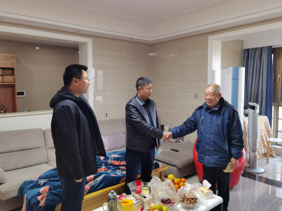 安化县交通运输局开展迎新春送温暖慰问活动