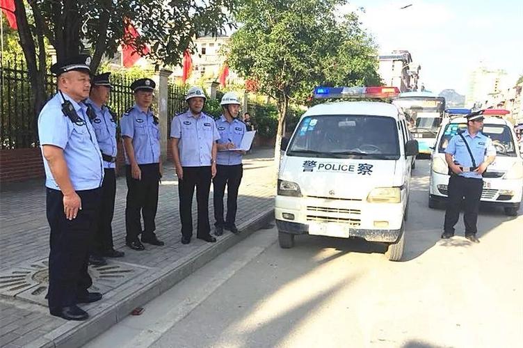 靖西市公安局管警察的警察"二老"在公安岗位上的坚守