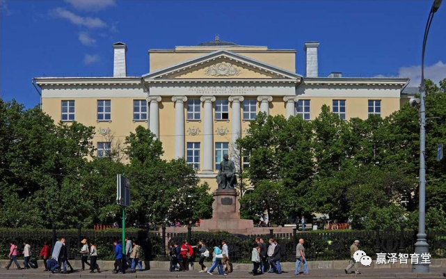 莫斯科国立大学新闻系