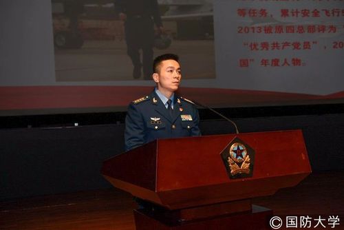 帅气男神刘锐升职成大国战将,已成"战神"师副师长,年仅40岁