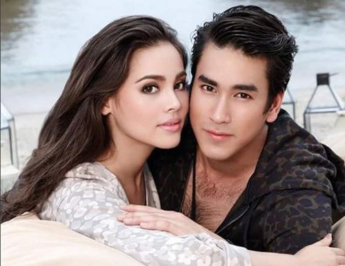泰星ally被讨论长得像yaya,nadech获得2018最佳电视大奖提名!