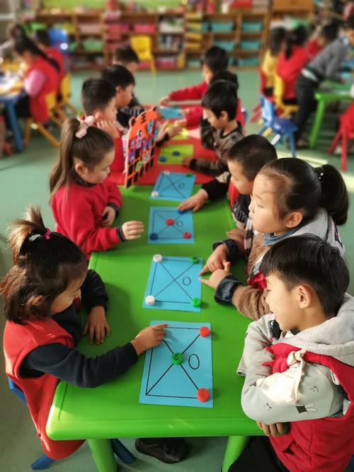 跳茅坑:竞赛游戏,孩子们在玩中动脑筋!