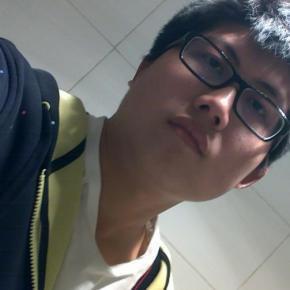 圆脸男生头像图片