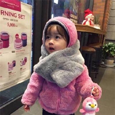 2020可爱的小女孩萌娃头像 真是猫改不了吃小鱼干