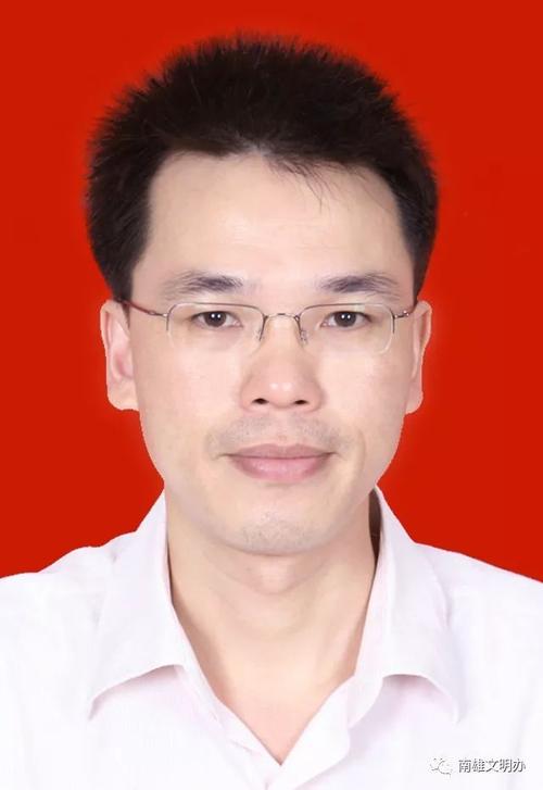 南雄市坪田中学校长叶树胜 光荣入选敬业奉献候选人 动一动手指参与