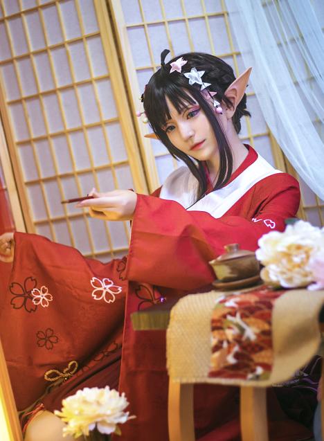 cosplay《凹凸世界》凯莉,柔美可人的和服美少女,温婉