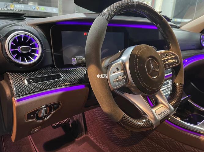 奔驰e氛围灯套餐 嘿嘿_梅赛德斯-奔驰怎么样_氛围灯_奔驰e_汽车_汽车