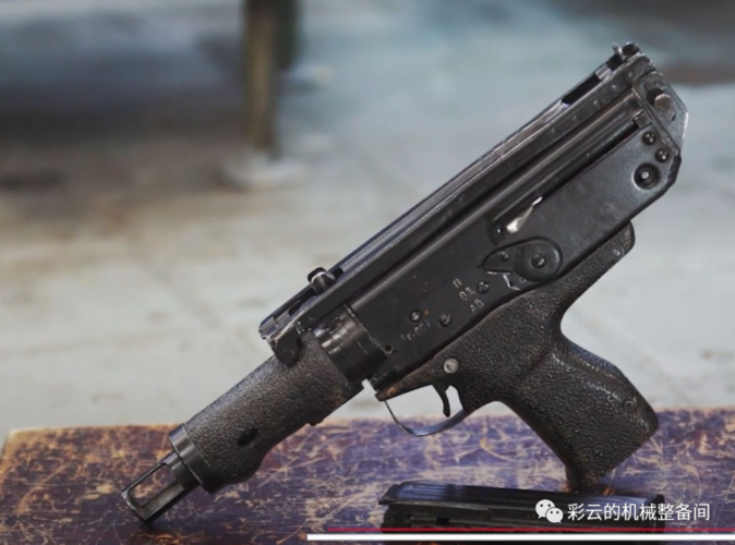 (букет )的冲锋枪计,该计划旨在研制一种类似捷克vz