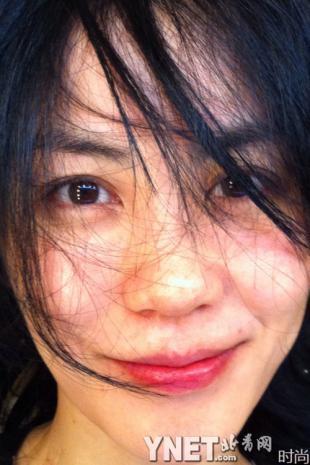 明星美容志:王菲素颜清新自拍 揭秘天后驻颜秘诀(组图