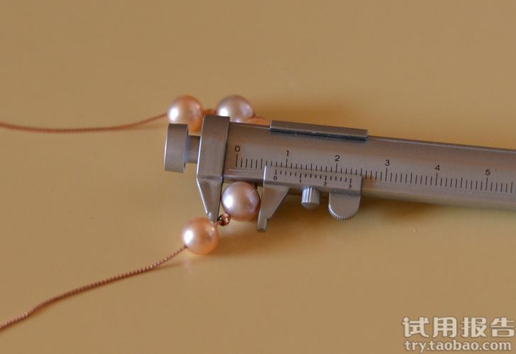 显然直径8mm多了,大约8.
