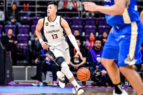 郭艾伦22 7 吃t 辽宁20分大胜江苏夺6连胜