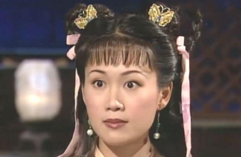 香港演员最美阿珂梁小冰接受采访,揭开尘封往事,坦言内地报酬高