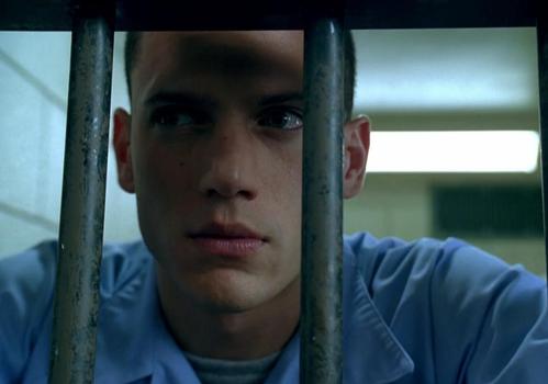 《越狱》男主好帅啊!