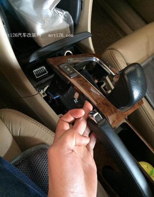 7代雅阁cd装usb接口