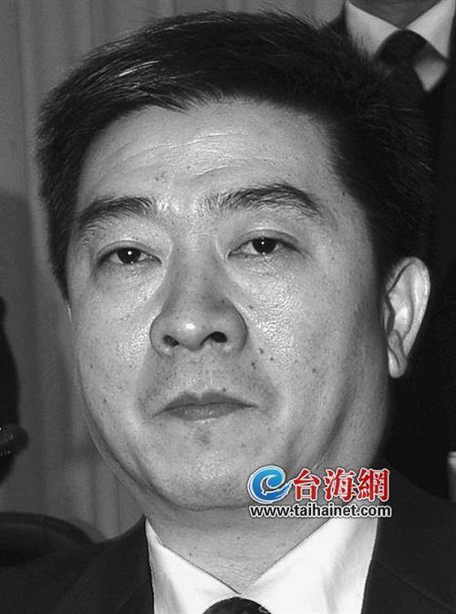 熊衍良 男,汉族,福建永定人,1963年8月出生,1986年9月参加工作,中共