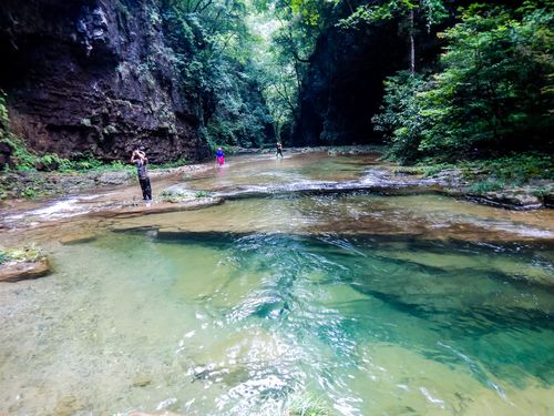 溯溪施秉杉木河
