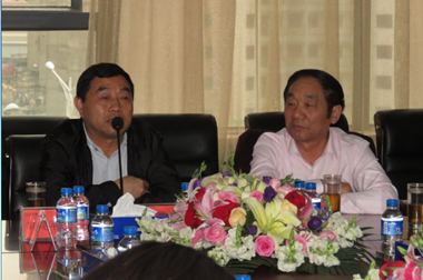 江西龙溪集团黄令龙董事长一行赴滇考察调研在欣城