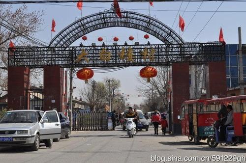 北京市大兴区西红门镇大白楼村位于北京市大兴区西红门镇,为城乡结合