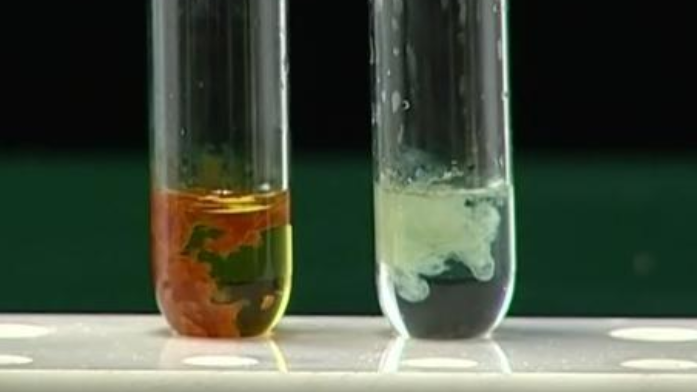 氢氧化亚铁在空气中被氧化方程式