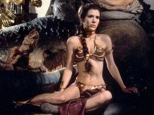 好吧,我知道很多朋友们对这个第一名并不认同,但是莱娅公主绝对是