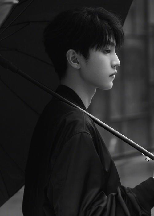 王俊凯|壁纸,好看到没朋友