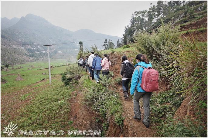 贵州贫困山区的孩子们
