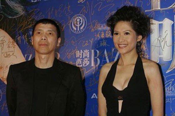 沈星冯小刚夜宿事件经过自作孽不可活活该被抛弃