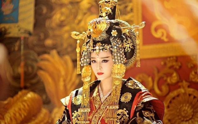 武则天(《武媚娘传奇》剧照)