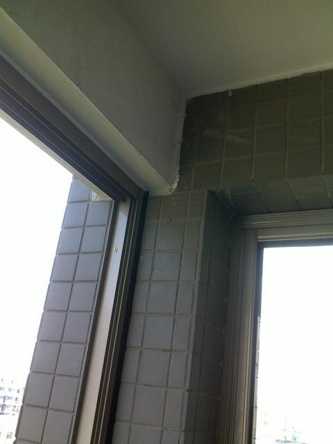 封阳台,选了创饰的凤铝788仿钢色,不错!