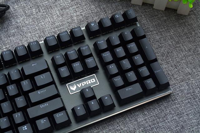 108键,rgb背光,299元,雷柏v700rgb机械键盘