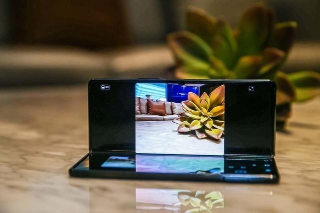 当下折叠屏手机体验的天花板三星galaxyzfold25g技术解析