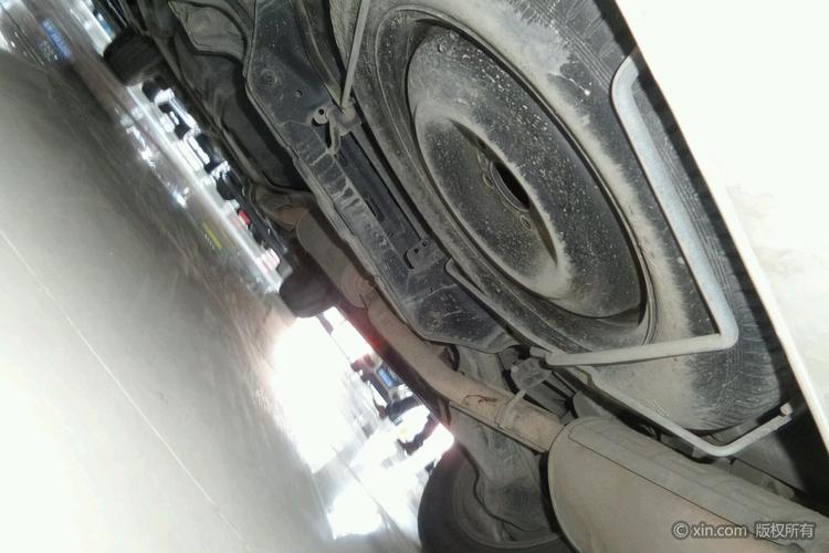 本田艾力绅备胎及随车工具