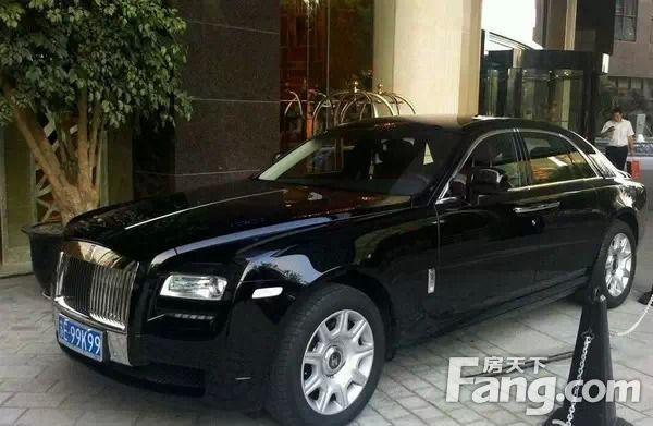 独家爆料:顶级豪车品牌劳斯莱斯进驻湖东晋合广场