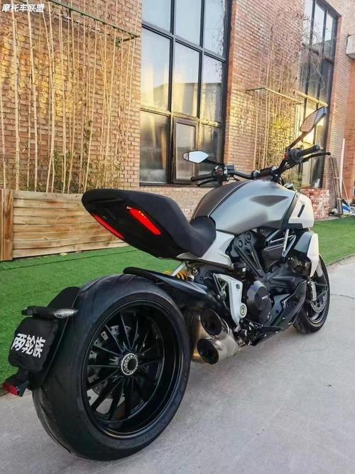 大贸京b杜卡迪大魔鬼1260 - 摩托车论坛|摩托车联盟