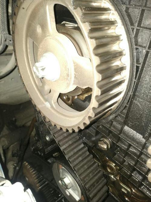 东风标致307老款2.0排量正时皮带咋对记号点在哪里.