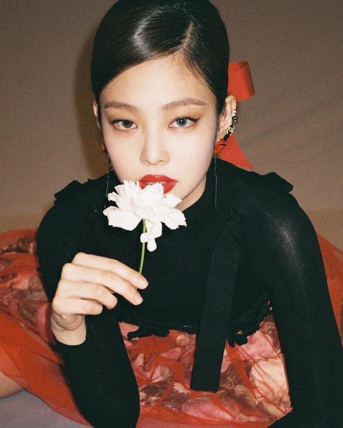 瓜中插鲶 jennie 这个颅顶什么水平