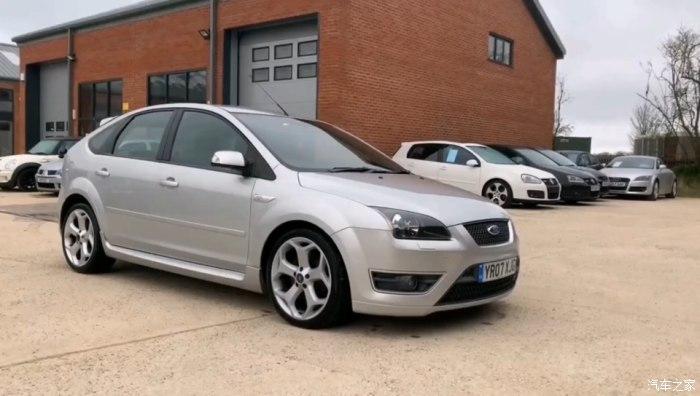 体验经典韵味实拍老款福特福克斯st的魅力上