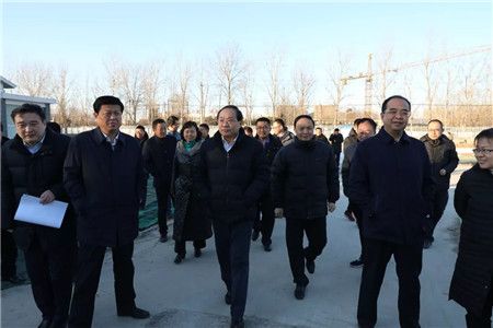 市政府副市长田卫东带领市直部门有关负责人来我区视察济宁市儿童