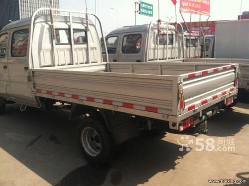 福田小货车搬家拉货,车长三米五.宽度一米七,载重三